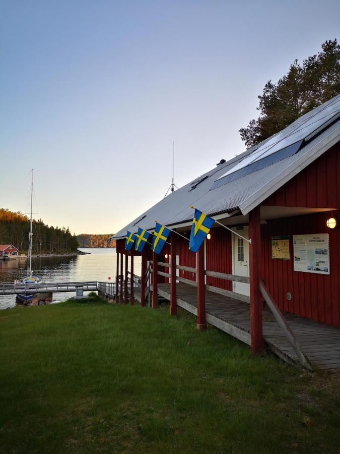 Trysunda Vandrarhem&Skärgårdscafé Esterno foto