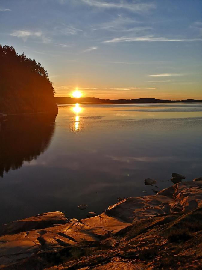 Trysunda Vandrarhem&Skärgårdscafé Esterno foto